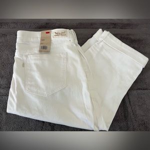 Levi’s 515 White Capri’s NWT